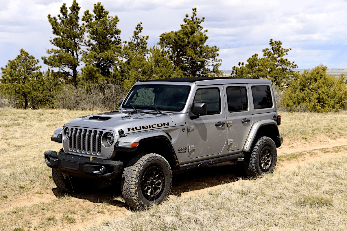 Review Jeep Wrangler Rubicon 392 power meets offroad prowess