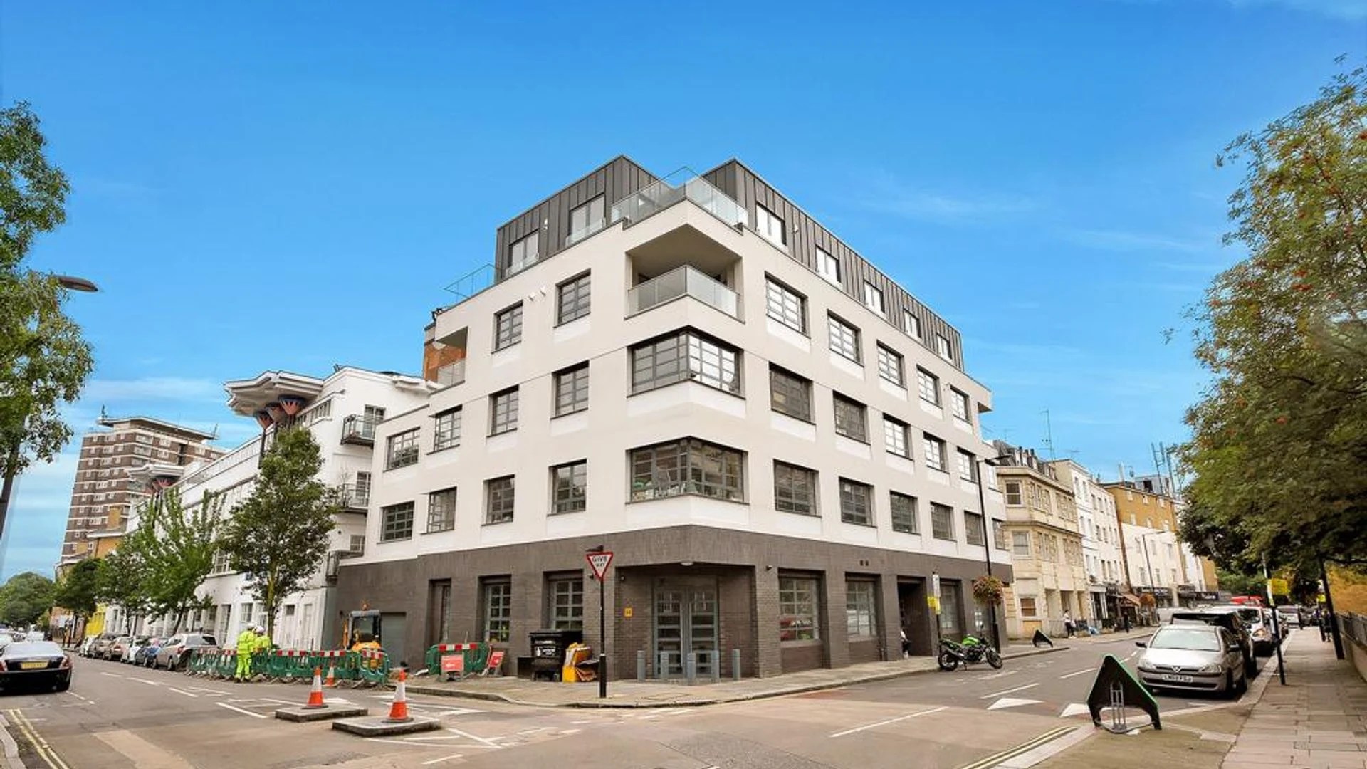 Abakus Consulting 85 Frampton Street, London NW8