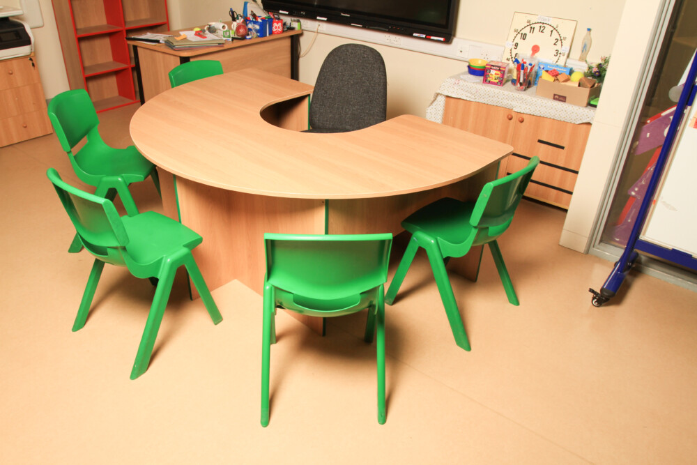 Horseshoe Table Abal Education Supplies
