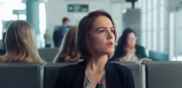 KIND The girl's peace Ad Commercial on TV 2021