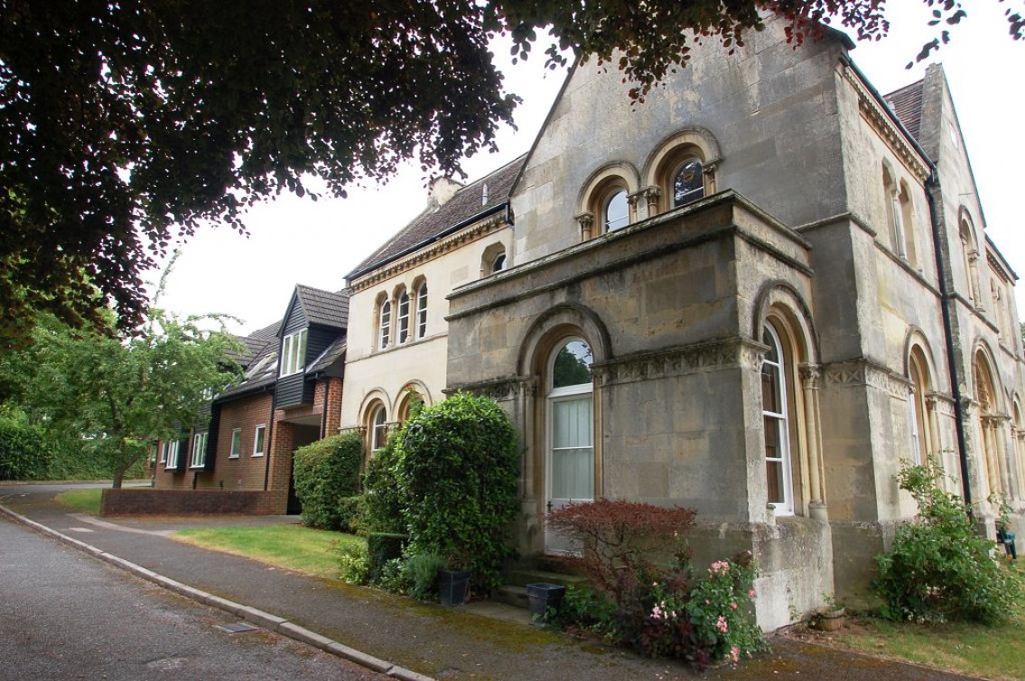 Christchurch Close, St Albans, AL3 Abbey Estates