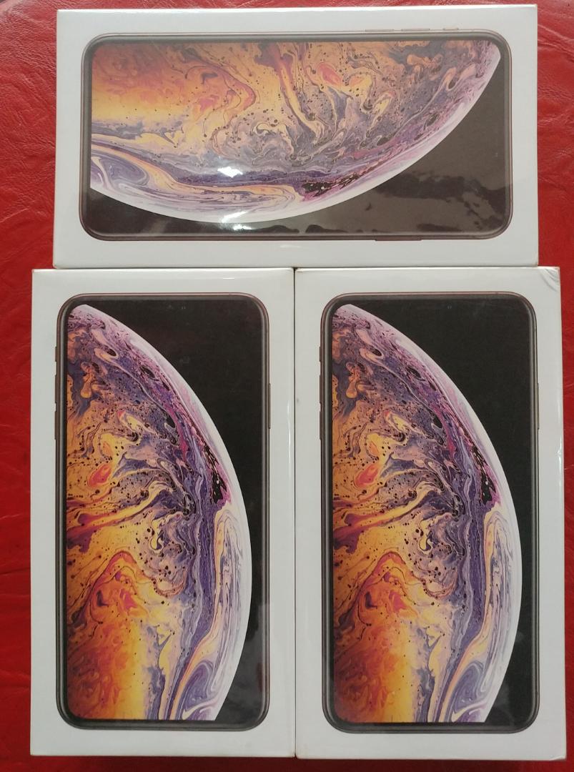 IPHONE XS MAX 64GB (GOLD) Abbey Tech Hub