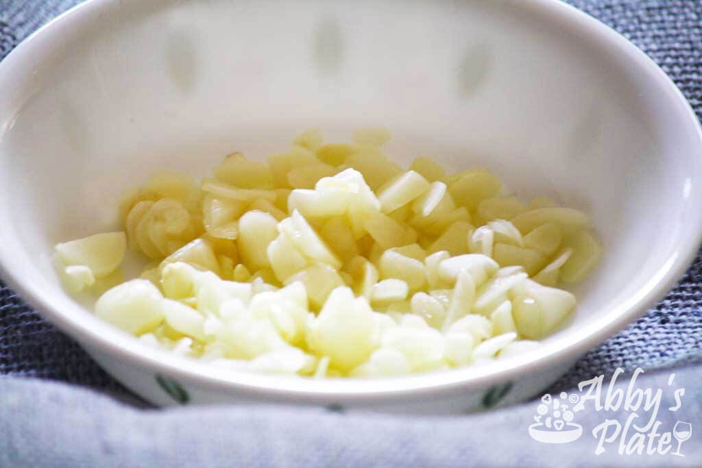 Don't Let The Garlic Turn Green! Make Pickled Young Garlic Abby's Plate