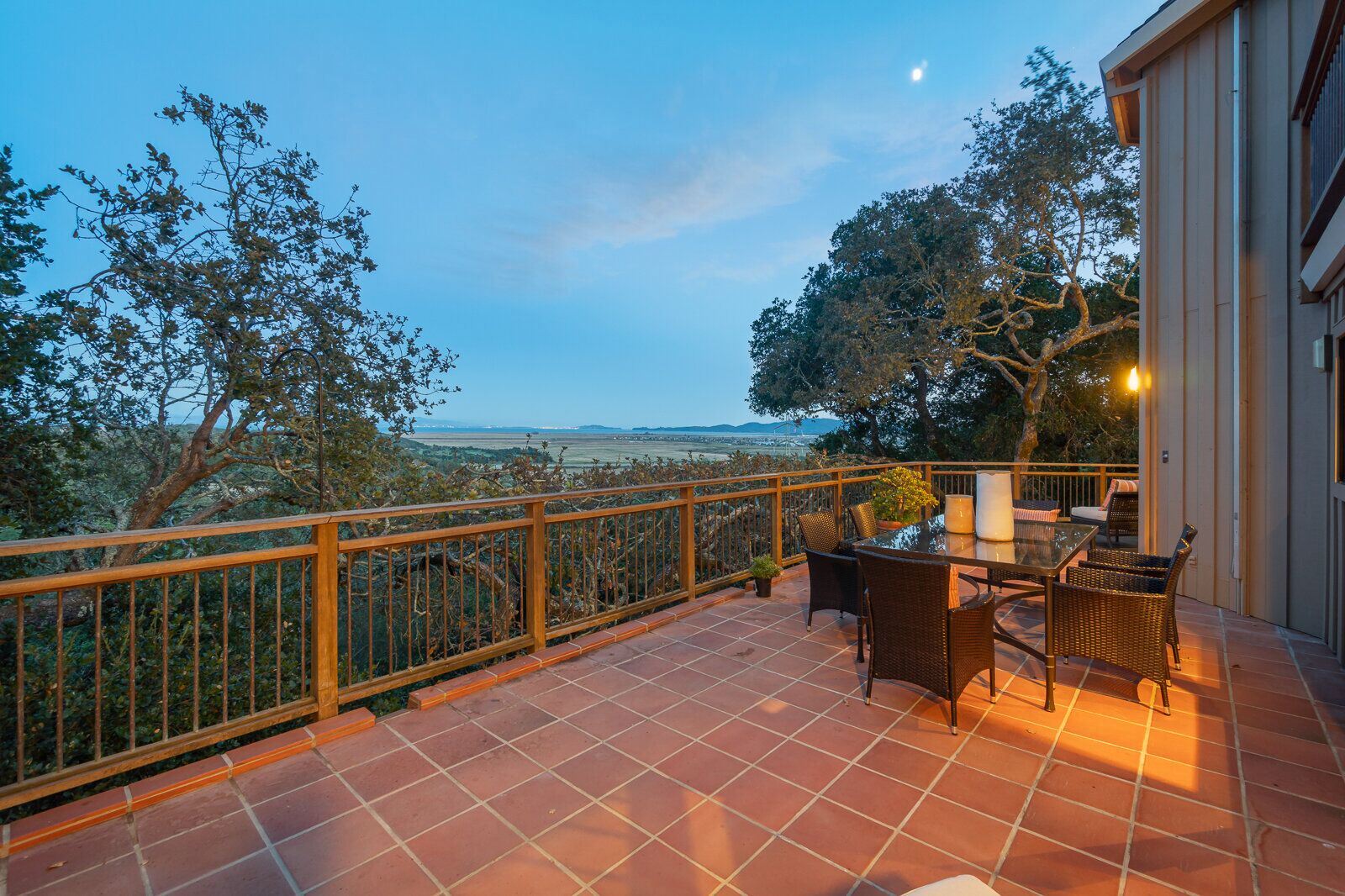 Twilight Tour in Novato 70 Atherton Oaks Drive Abby Tanem