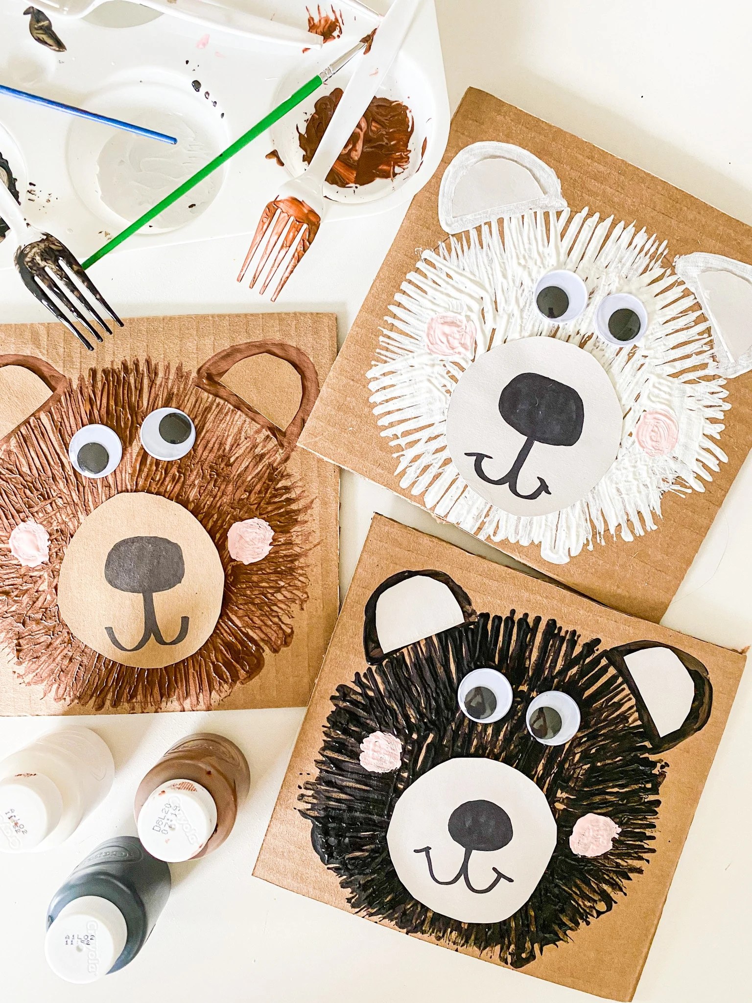 10 EASY Bear Crafts for Kids (2024) ABCDee Learning