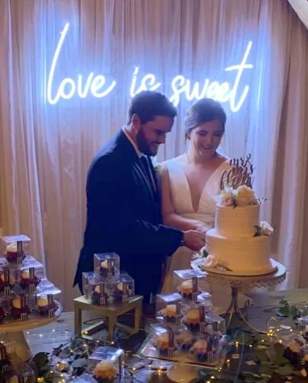 As Per Andrew Flair, His Wife Is His Best Catch