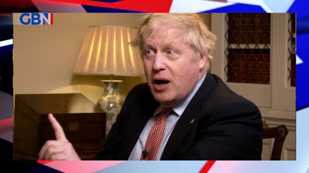 Boris Johnson TV programcısı oldu