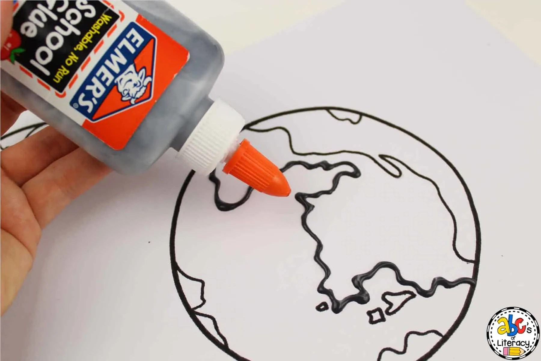 Earth Day Hand Print Craft To Celebrate Earth Day