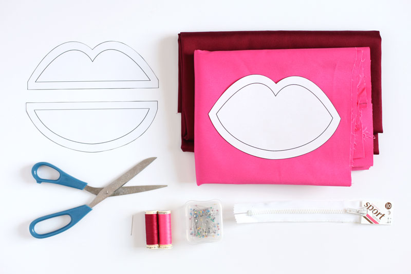 Zip Your Lips Pouch Tutorial A Beautiful Mess