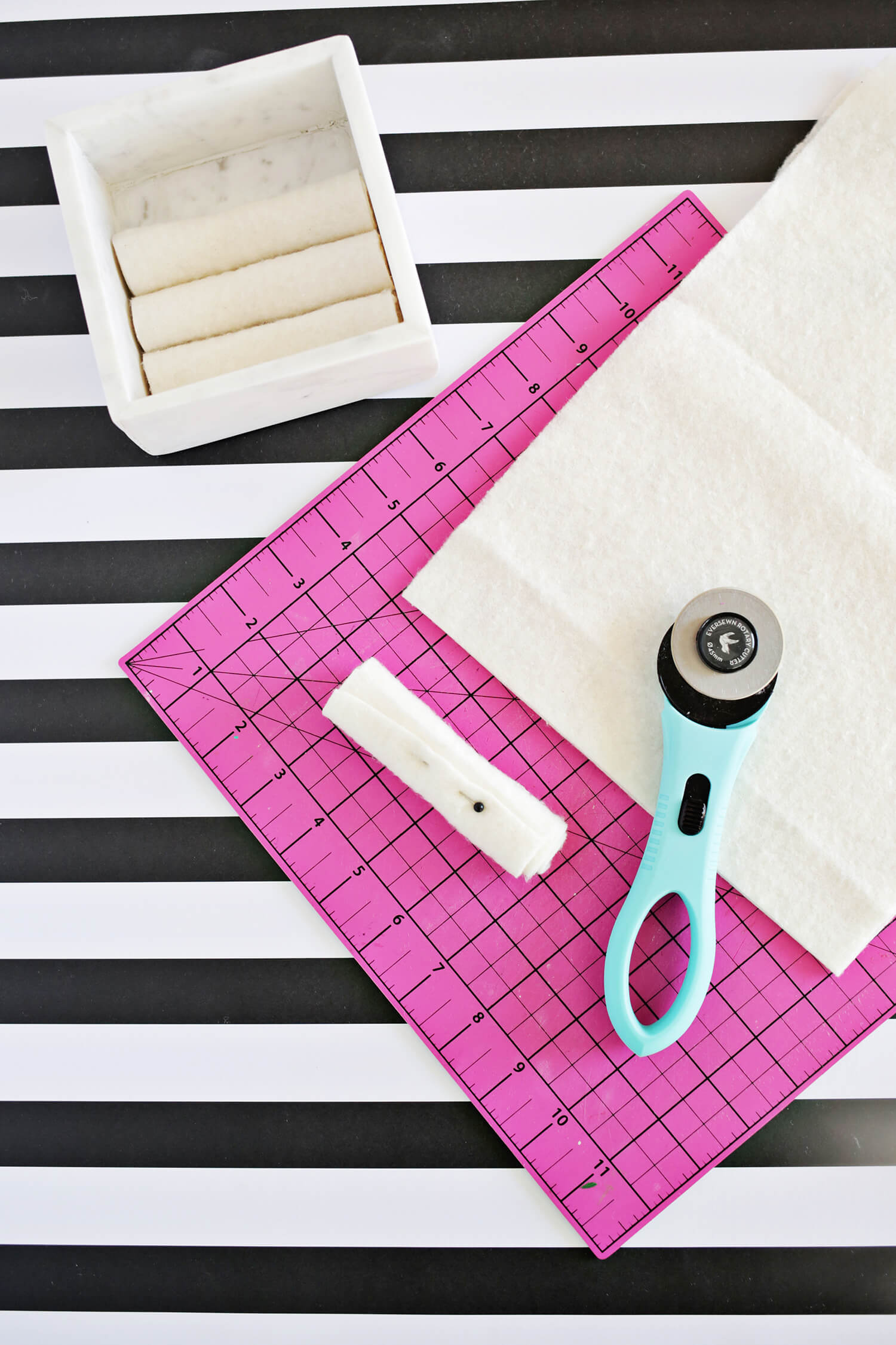 Make Any Box Into a Jewelry Box! A Beautiful Mess