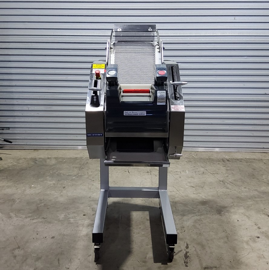 2nd Hand Miracle Bread Moulder VM404 23RM07 » Australian Bakery