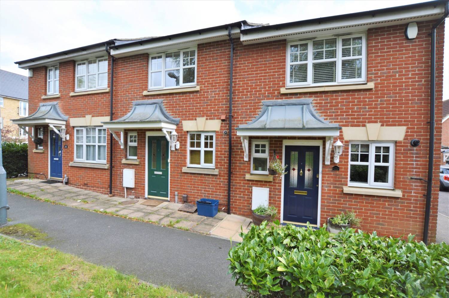 2 Bedroom Terraced House To Rent Tomswood Hill, Chigwell IG6 2GD