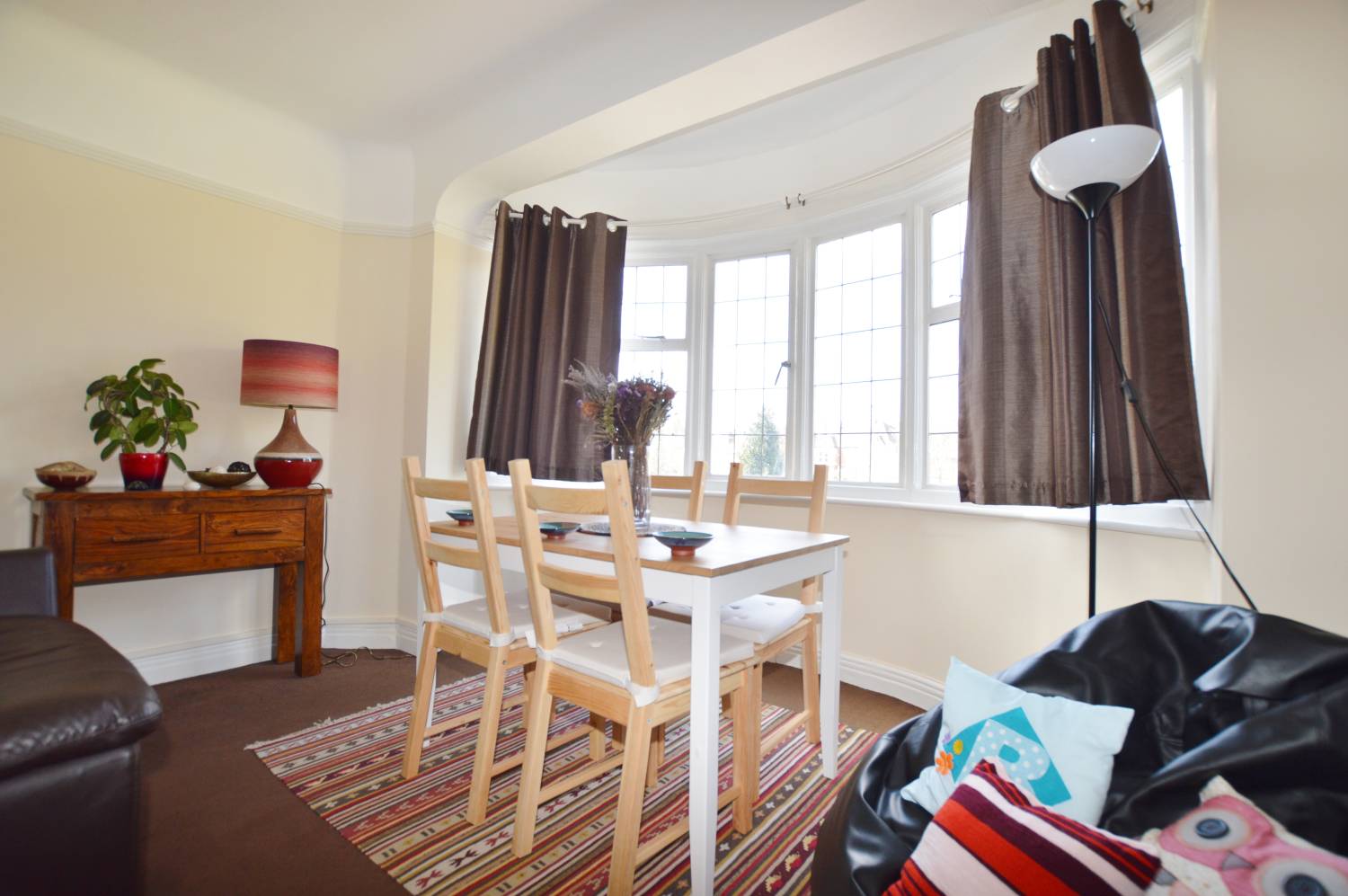 1 Bedroom First Floor Flat, Snaresbrook Hall, E18 2EJ Abidins