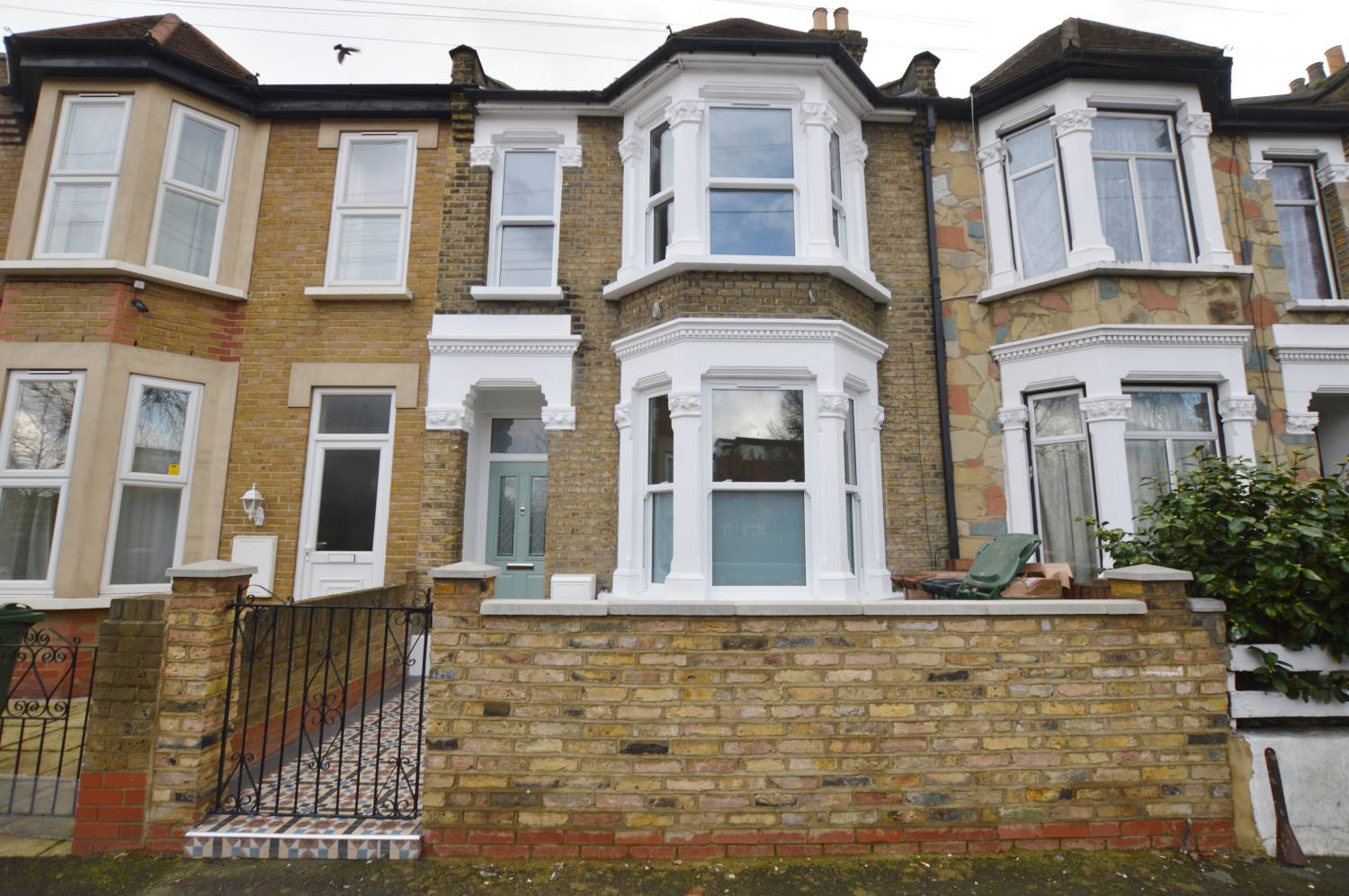 4 Bedroom House, Lyttelton Road, Leyton, E10 5NQ Abidins