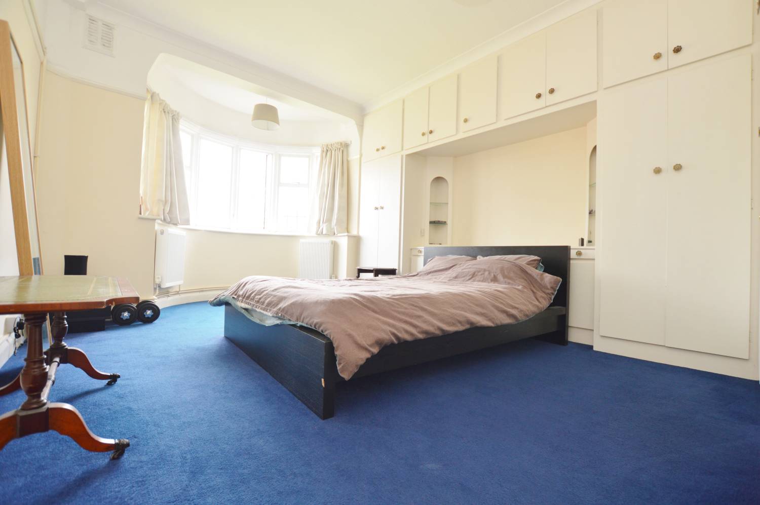 2 Bedroom Flat, Snaresbrook Hall, South Woodford, E18 2EJ Abidins