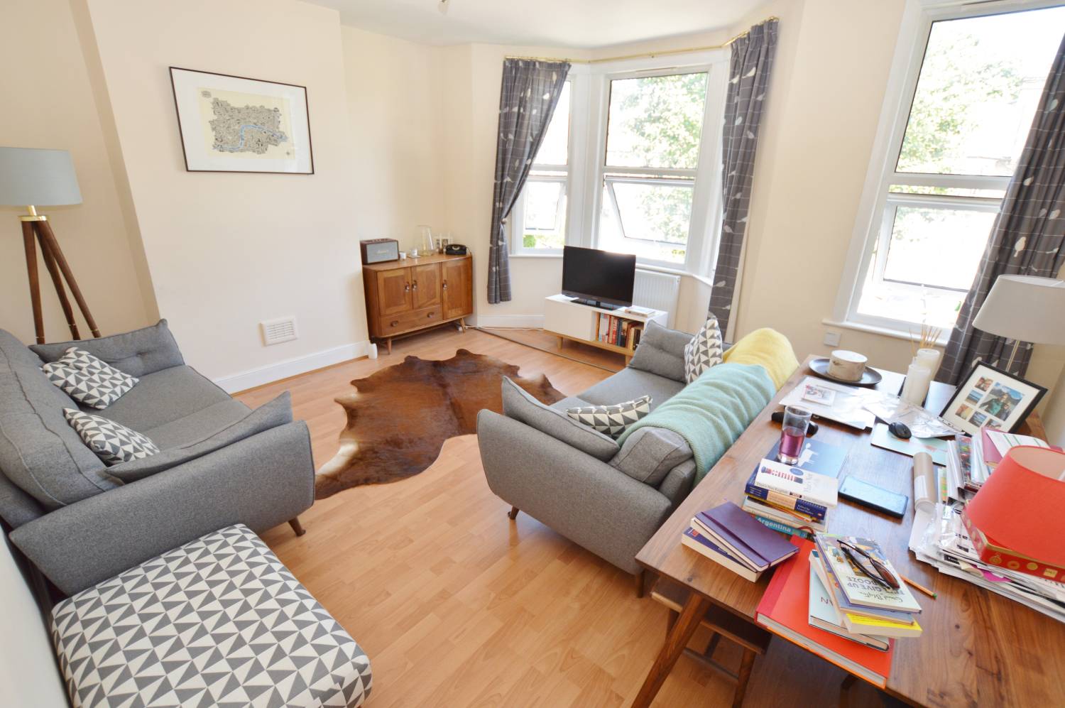 Kings Road, Leytonstone, London, E11 1AU Abidins