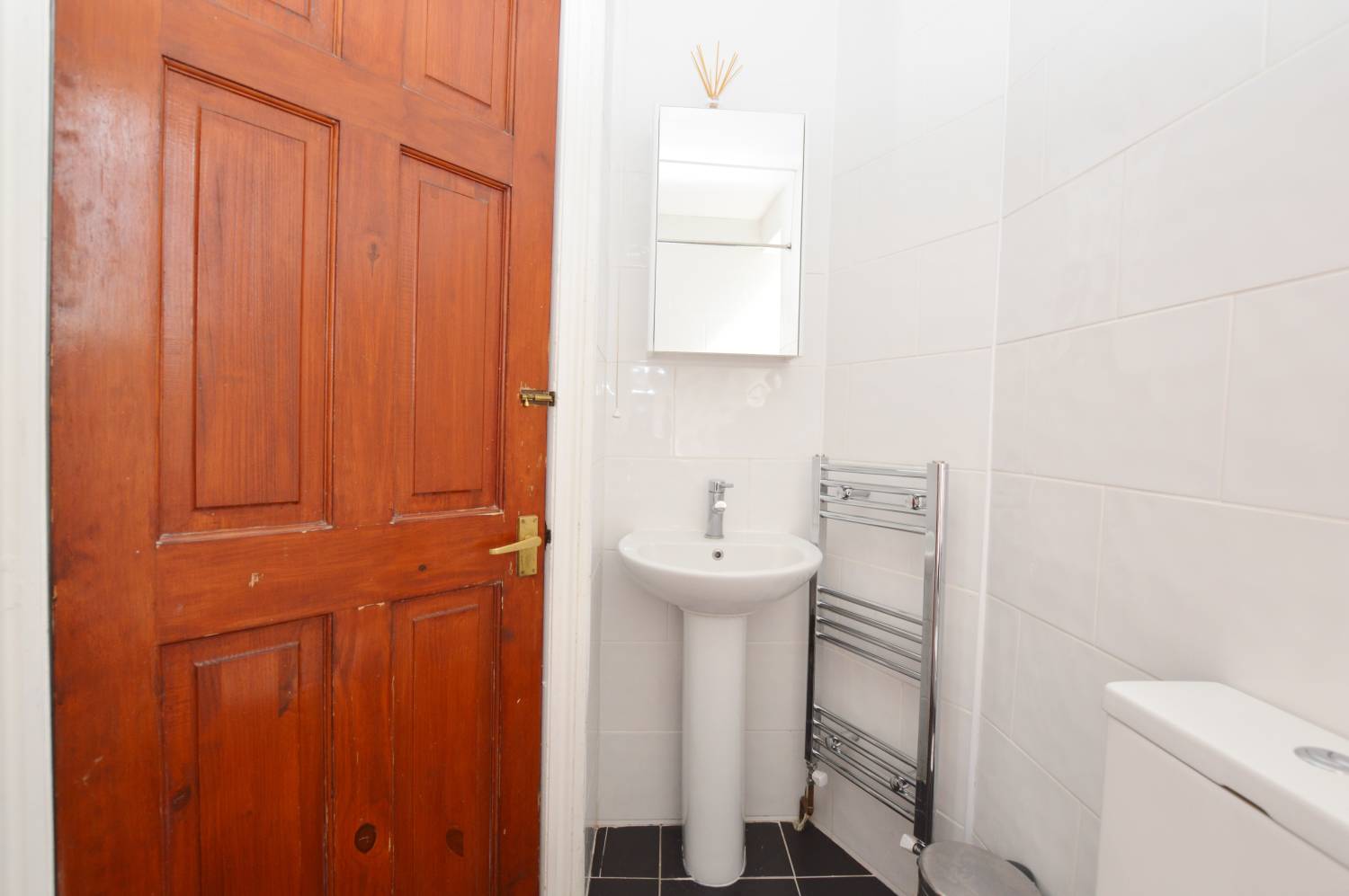 3 Bedroom House, Belgrave Road, Walthamstow, E17 8QG Abidins