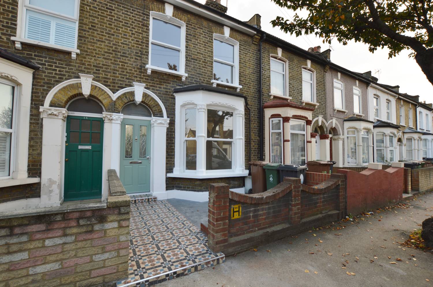 4 Bedroom House, Nutfield Road, Leyton, E15 2DG Abidins