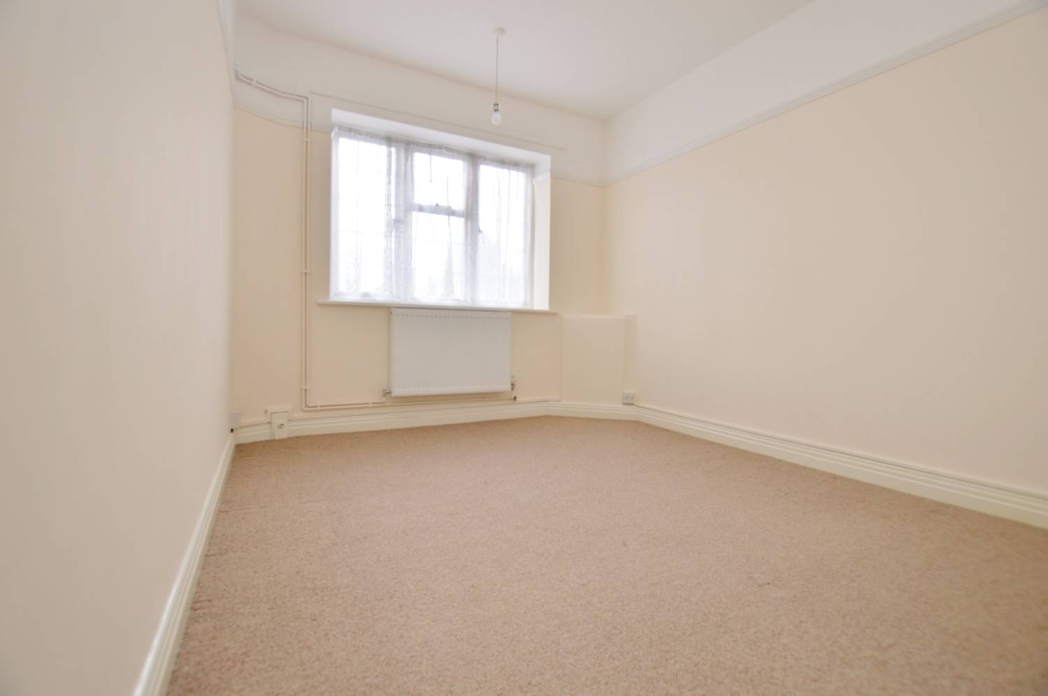2 Bedroom Flat, Snaresbrook Hall, South Woodford, E18 2EJ Abidins