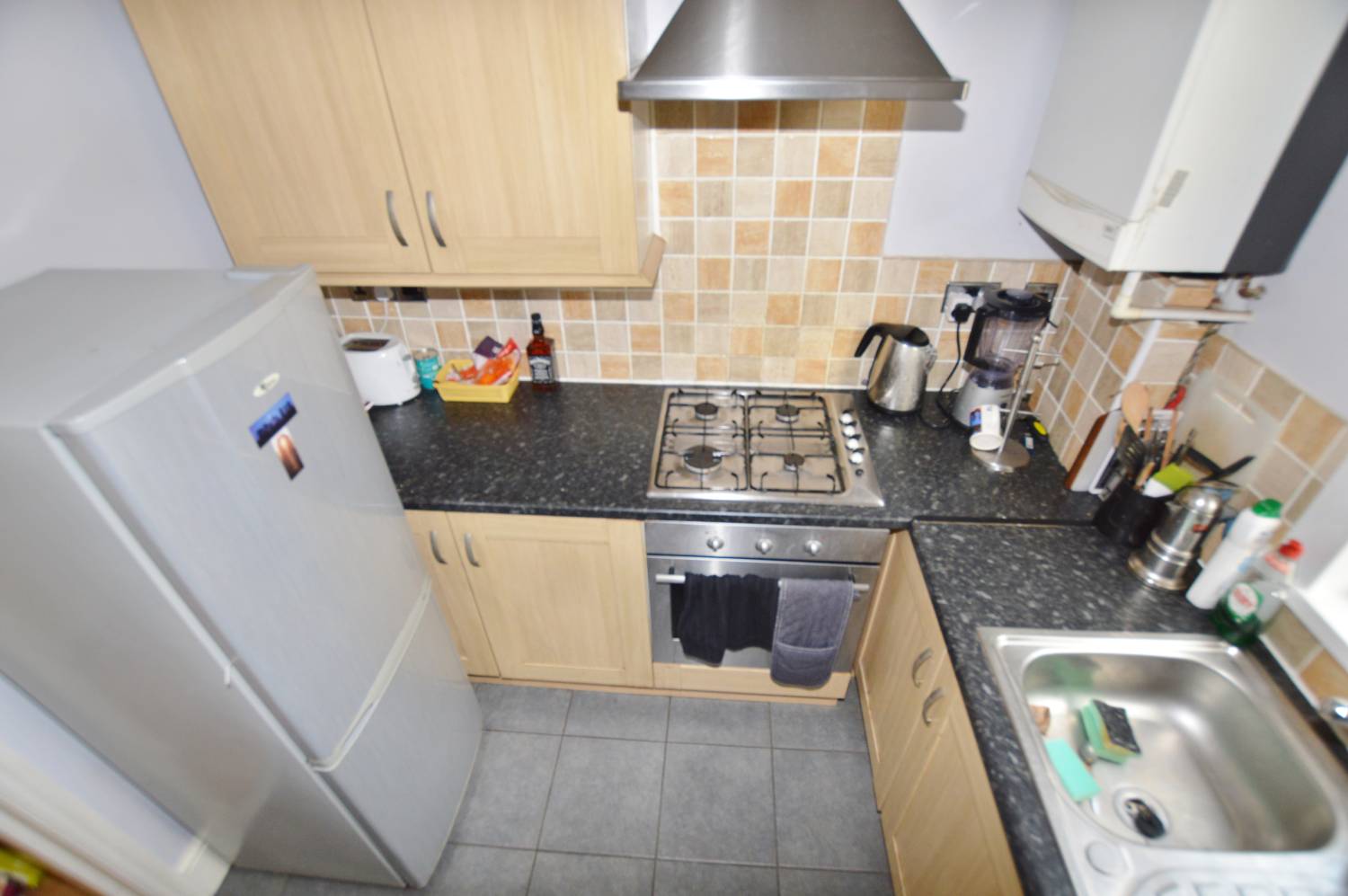 2 Bedroom Flat, Harrington Road, Leytonstone, E11 4QN Abidins