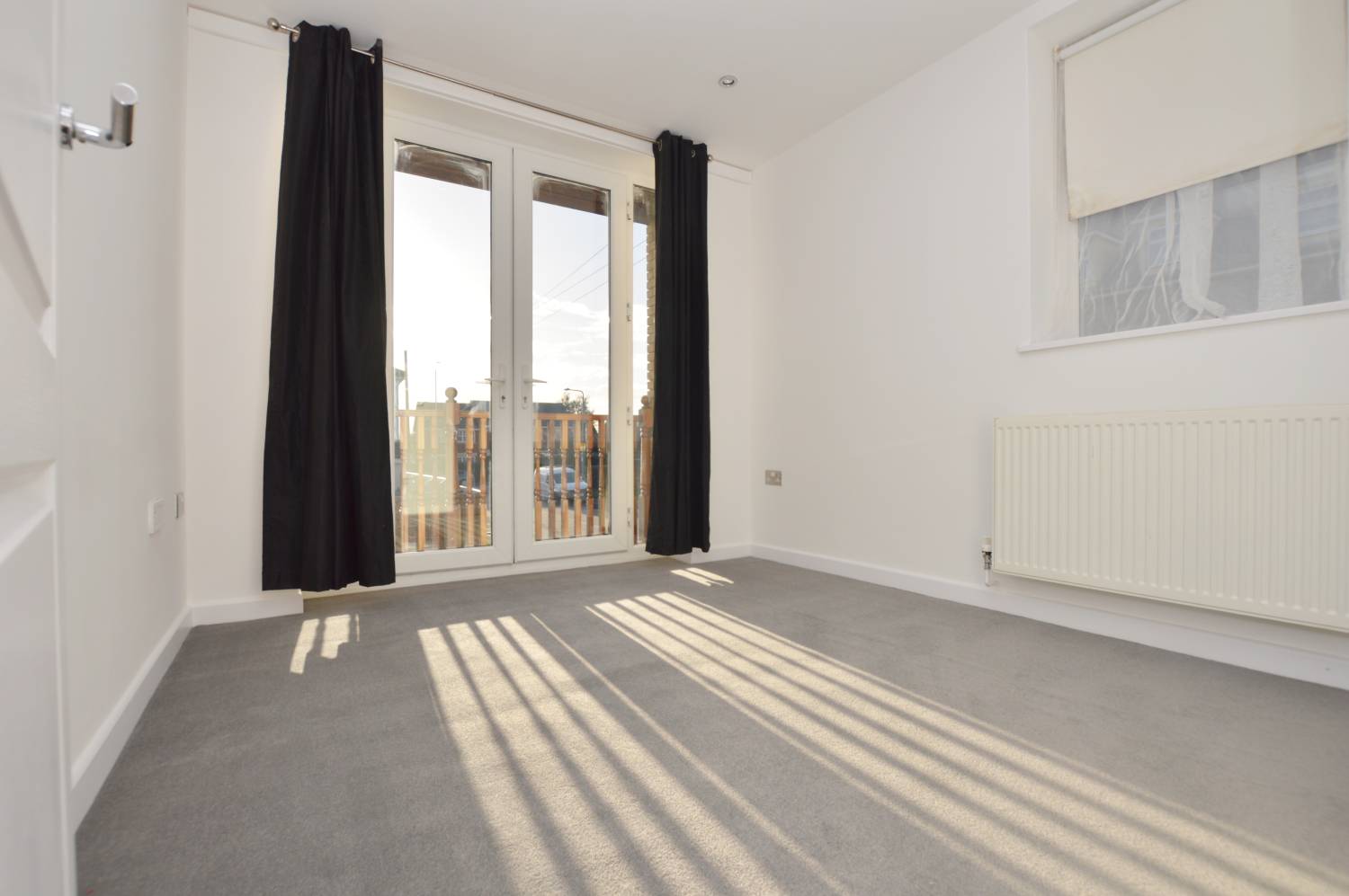 1 Bedroom Apartment, Peterman Court, Ilford, IG6 2FG Abidins