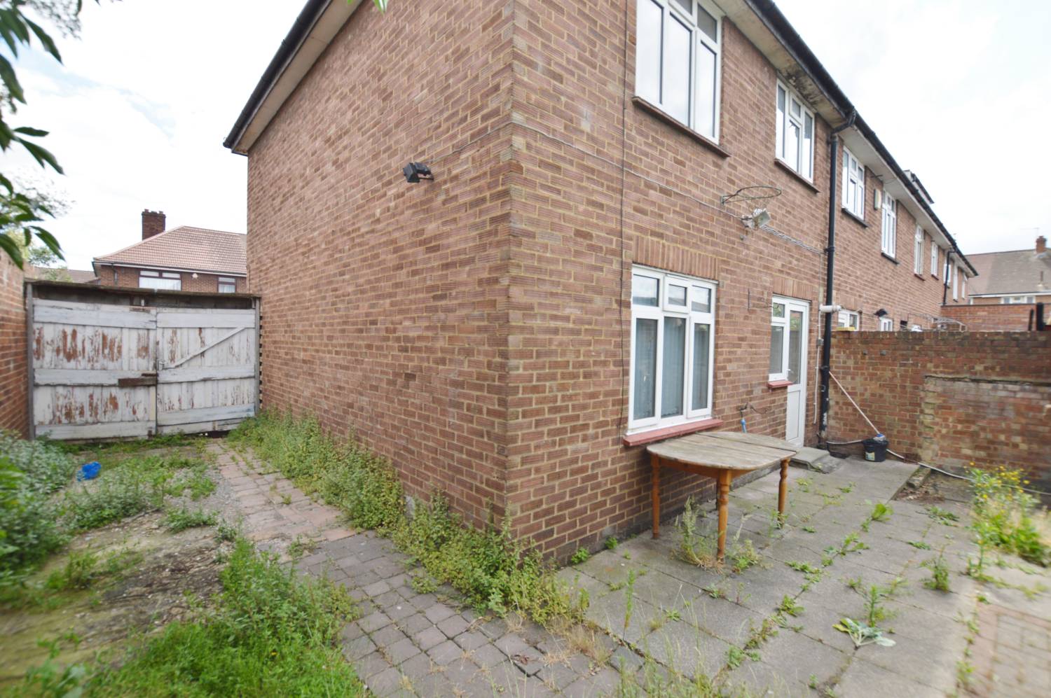 3 Bedroom House, Crownfield Road, Leytonstone, E15 2BG Abidins