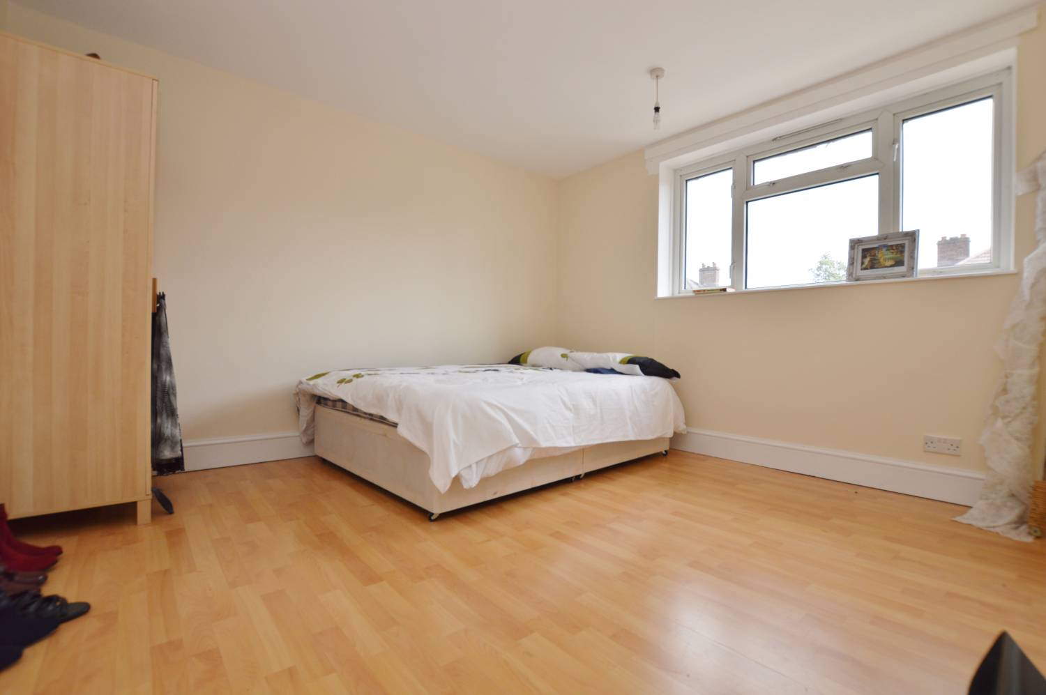 3 Bedroom House, Crownfield Road, Leytonstone, E15 2BG Abidins