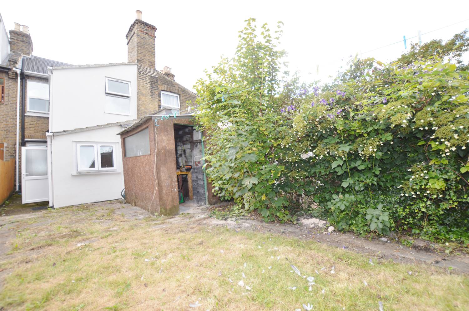 3/4 Bedroom House, Michael Road, Leytonstone, E11 3DY Abidins