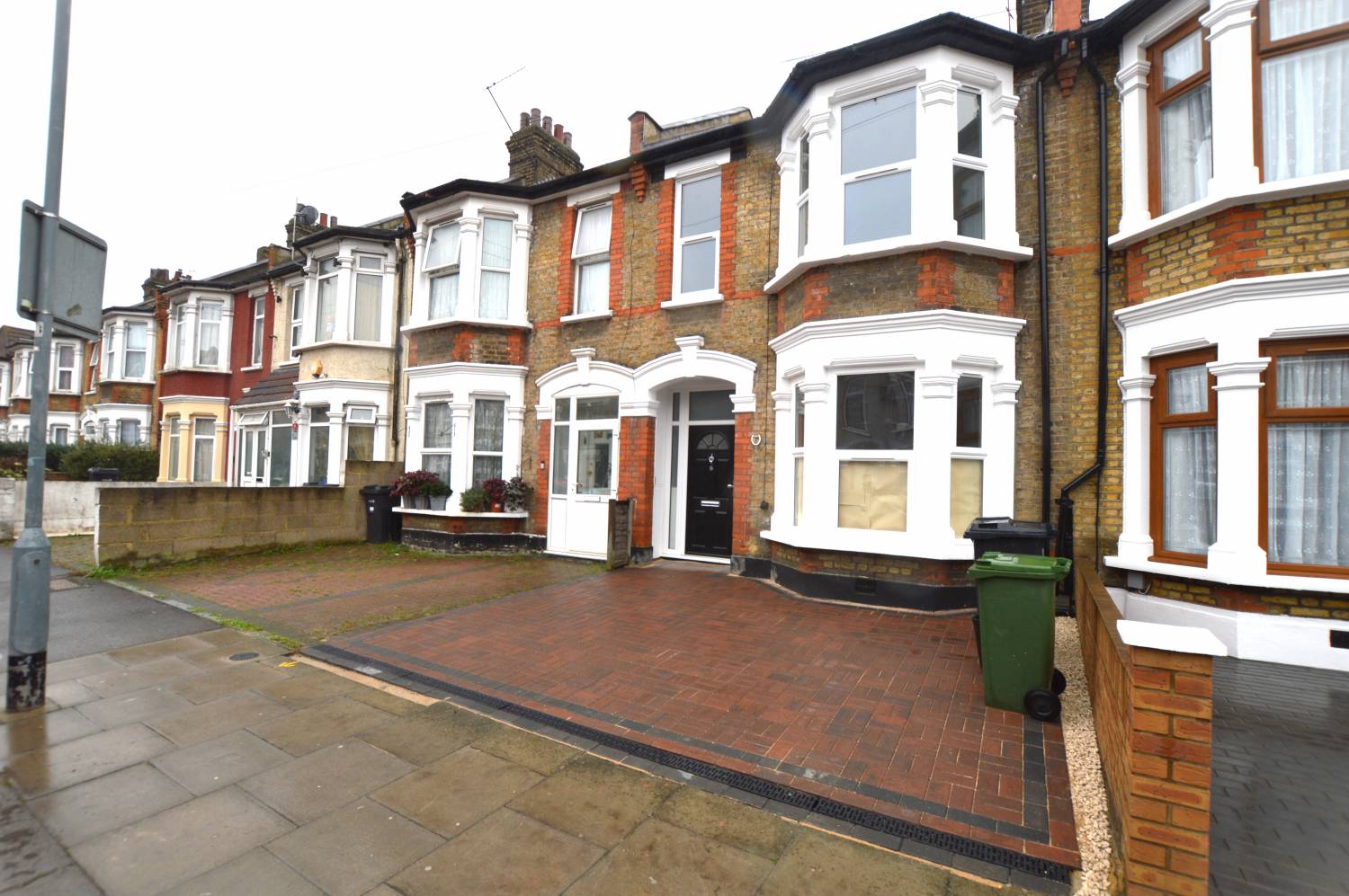 Eton Road, Ilford, London, IG1 2UE Abidins