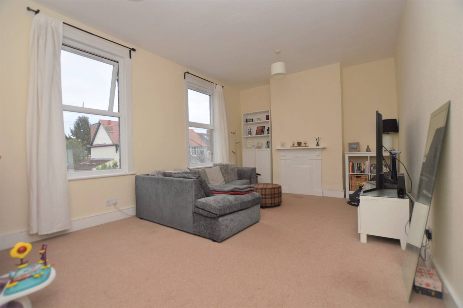 Canfield Road, Woodford Green, Essex, IG8 8JL Abidins