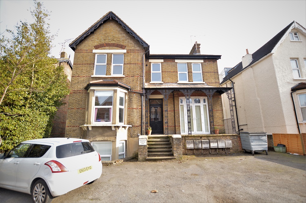 Hermon Hill, Wanstead, London, E11 2AR Abidins
