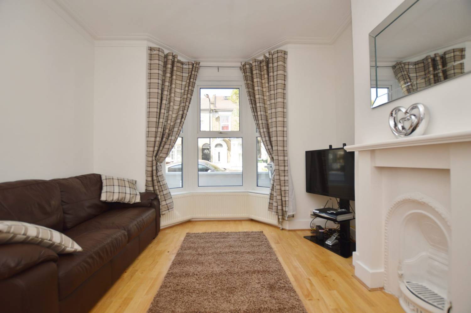 Cary Road, Leytonstone, London, E11 3LG Abidins Sold Home