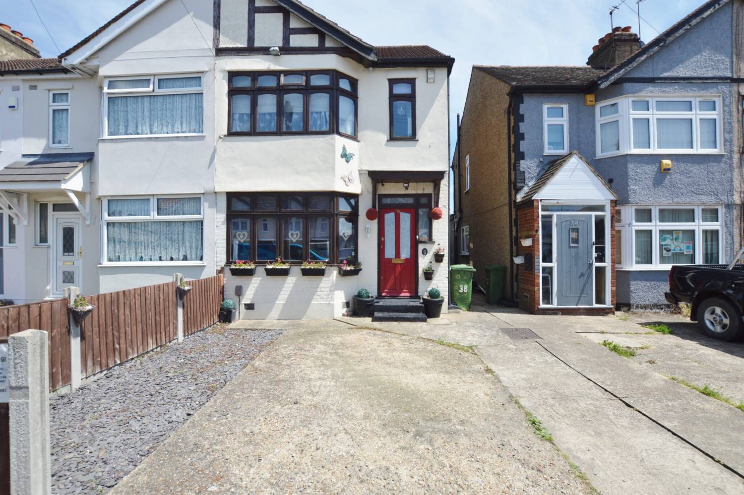 Waverley Road, Rainham, Essex, RM13 9ND Abidins