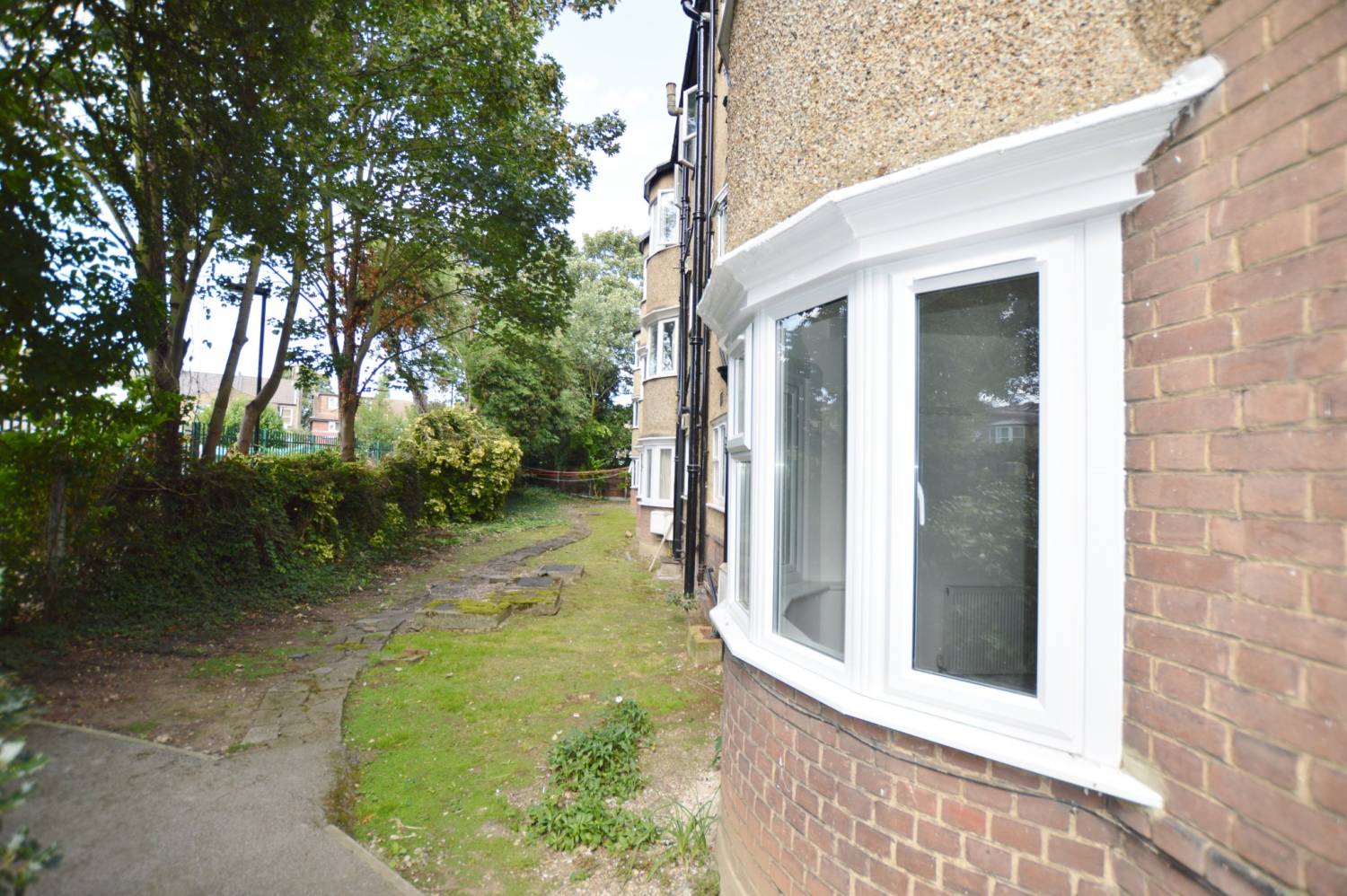 Loxley Hall, Leytonstone, London, E11 1SG Abidins