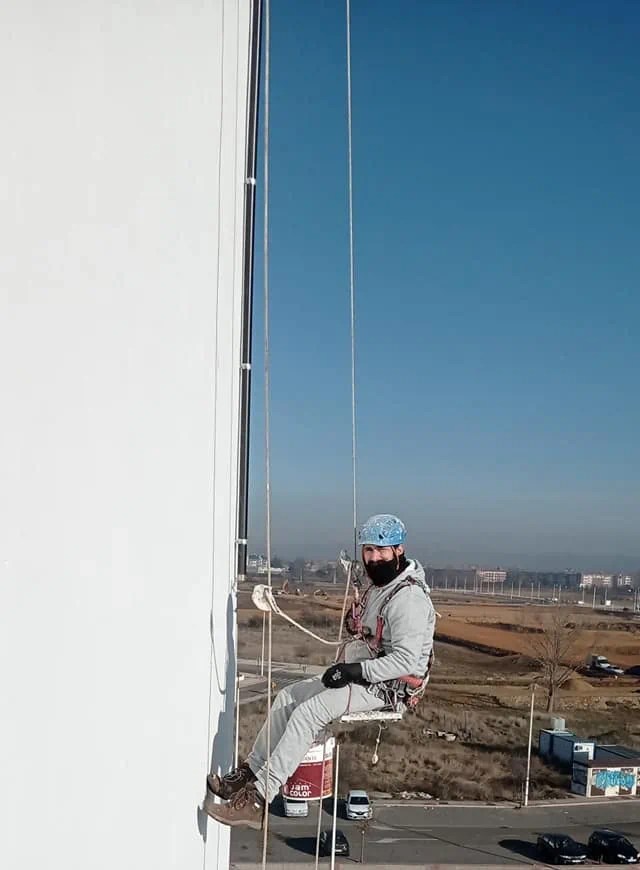 Pintura de Patios de Luces en León Abismo