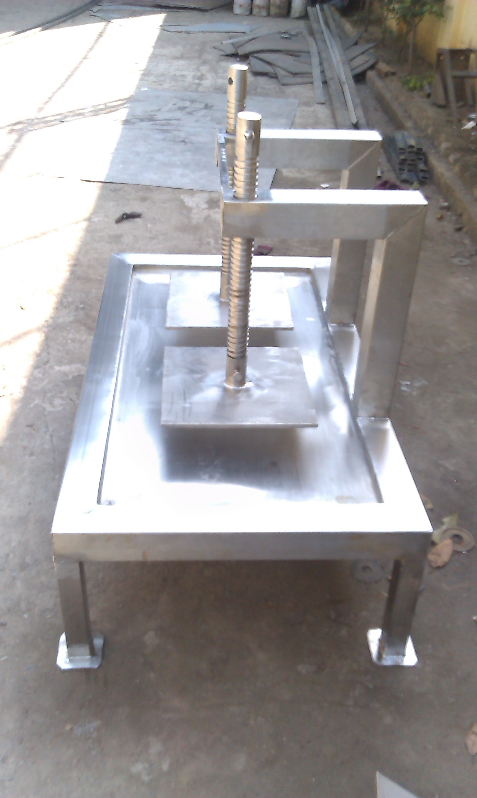 Paneer Press ( Cheese Press ) Herbal Extraction Plant, Pharmaceutical