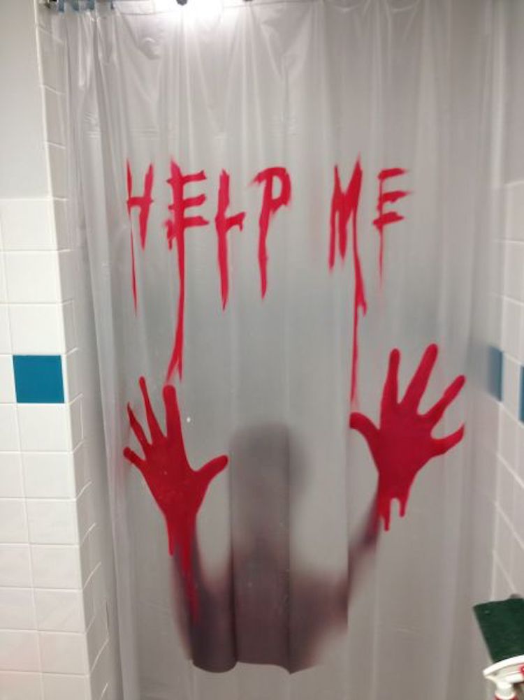 20 Novelty Shower Curtain Ideas For The Easily Amused