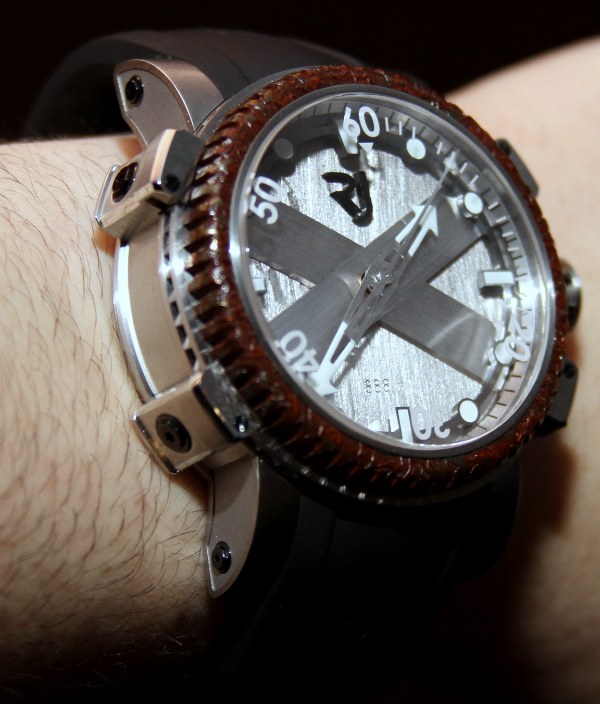 Romain Jerome Titanic DNA Octopus Dive Watch HandsOn aBlogtoWatch