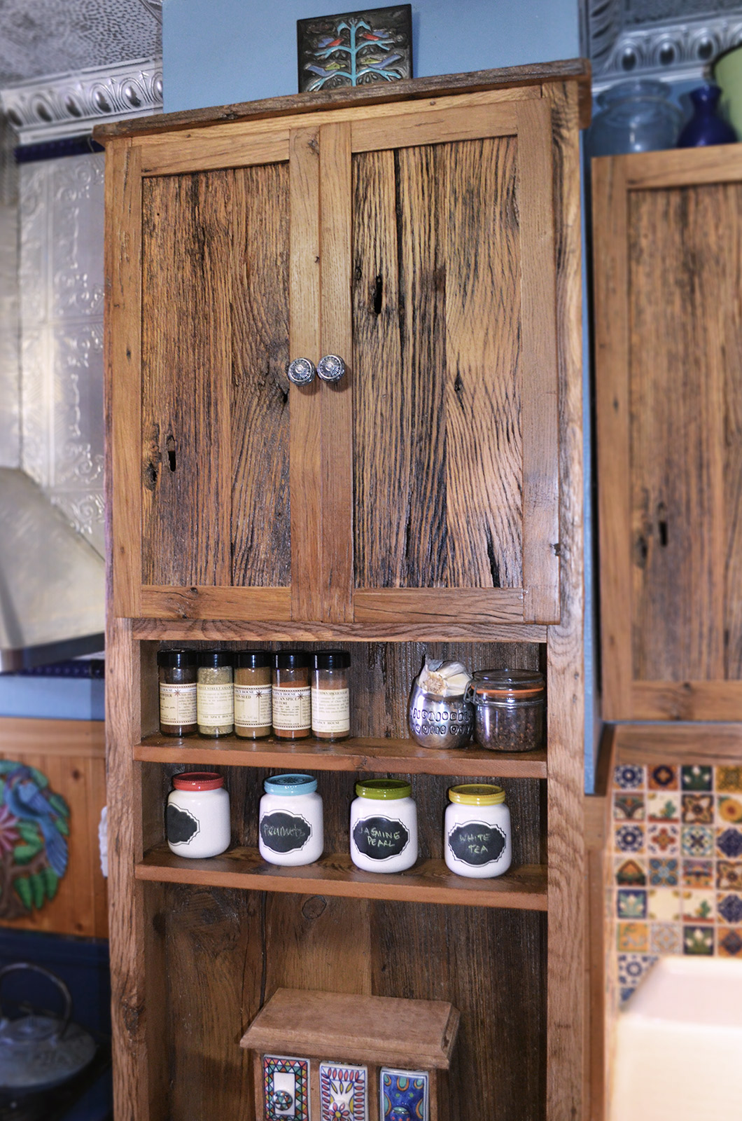 Rustic spice Abodeacious