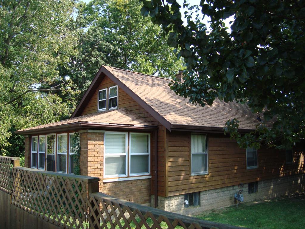 Houses near Campus Abodes Bloomington Indiana