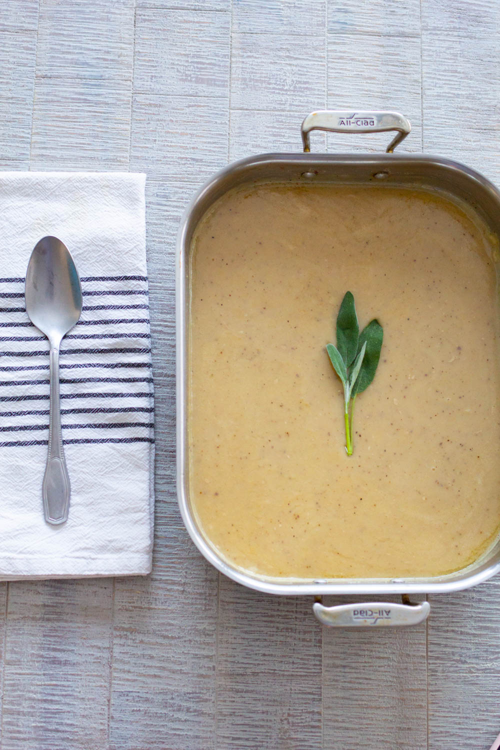 Simple Pan Gravy A Bountiful Kitchen