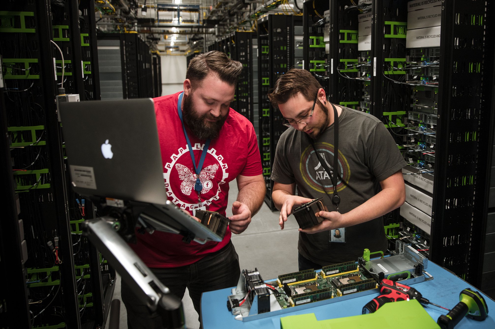 Working at Papillion Data Center Meta