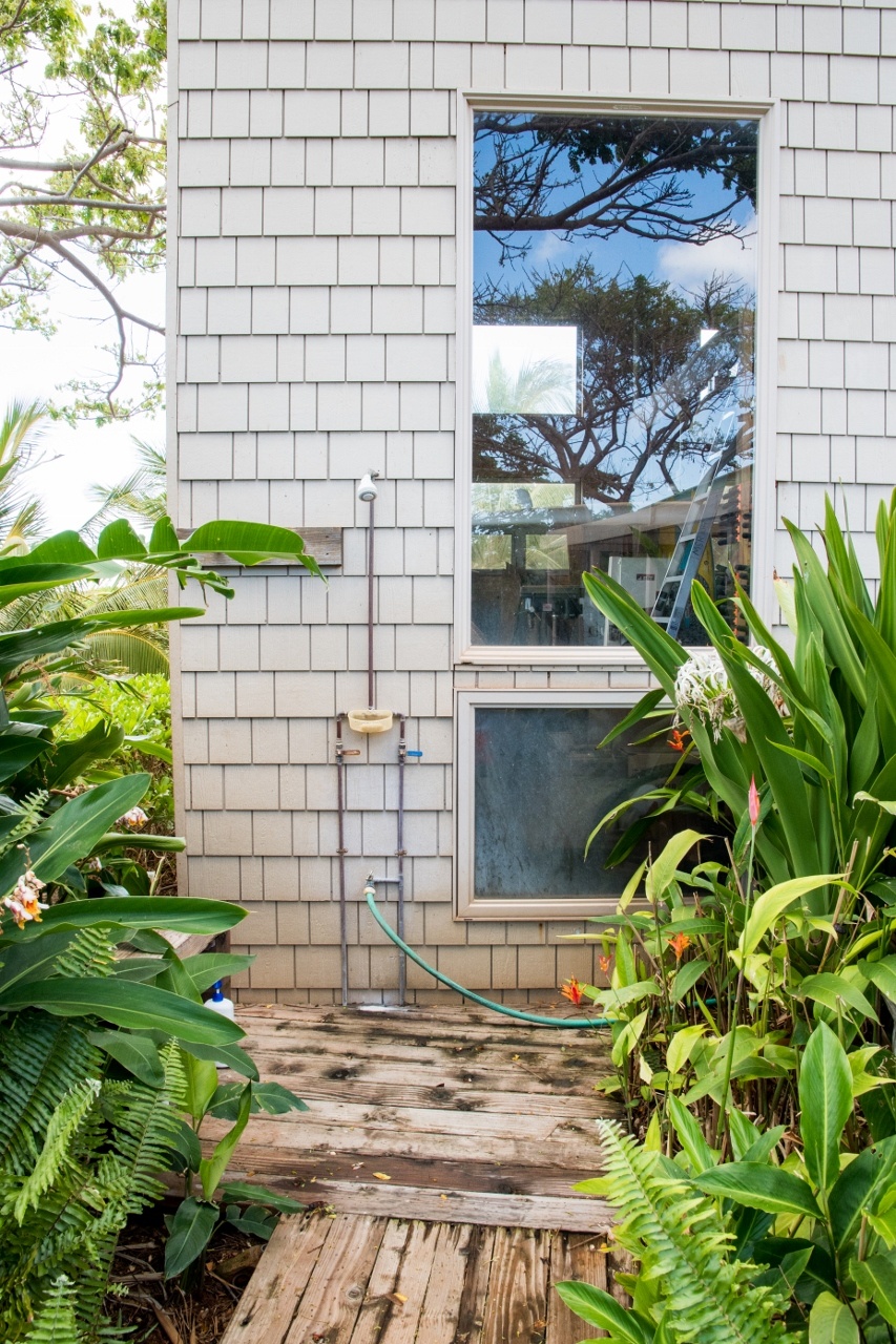 Molokai Sea Ranch Outbuilding Edition Hawaii Real Estate Market
