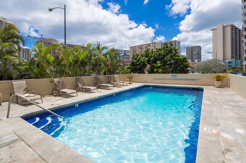 Lowest Price Unit In Holiday Manor Building Honolulu 232,500 Hawaii