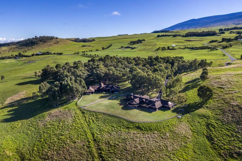 Luxurious Hawaii Island Ranch Perfectly Positioned In Upcountry Waiki‘i