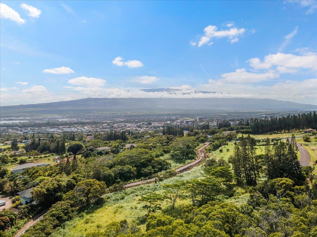 2Acre Lot in Wailuku Country Estates Hawaii Real Estate Market