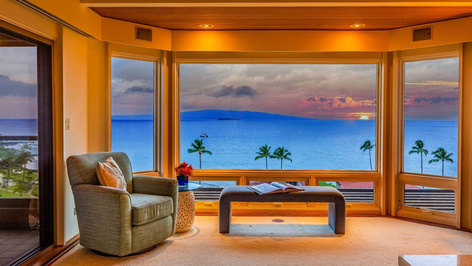 Stunning Molokini and Ocean Views in this Luxury Wailea Residence