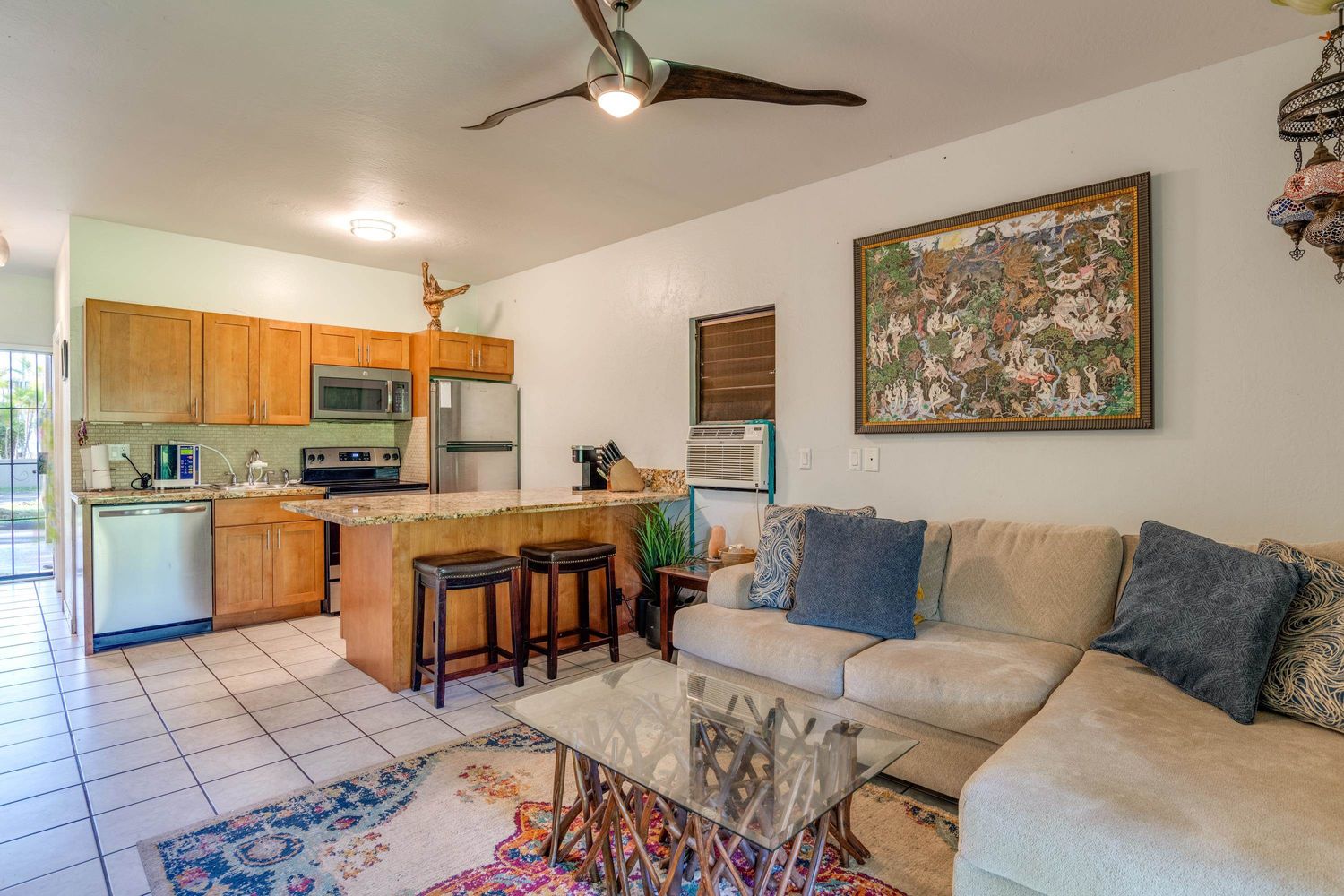 Lovely Residence at Pohailani Maui Hawaii Real Estate Market & Trends