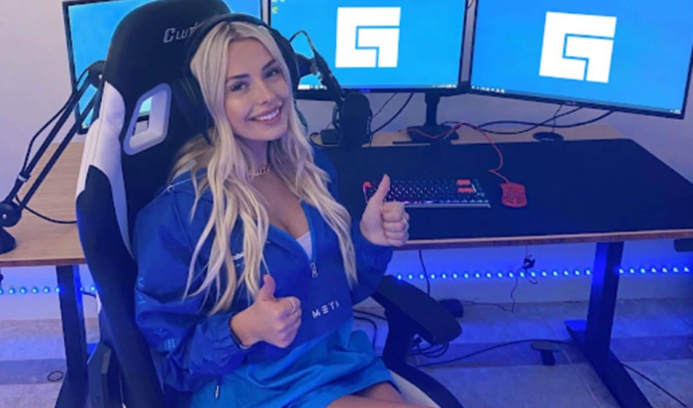 Corinna Kopf Age, Net Worth, Boyfriend, Height, Family & Biography(013)