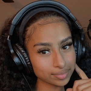 Who is Misslemonhotcheetoz on Onlyfans? Wiki, Age, Boyfriend, Net Worth